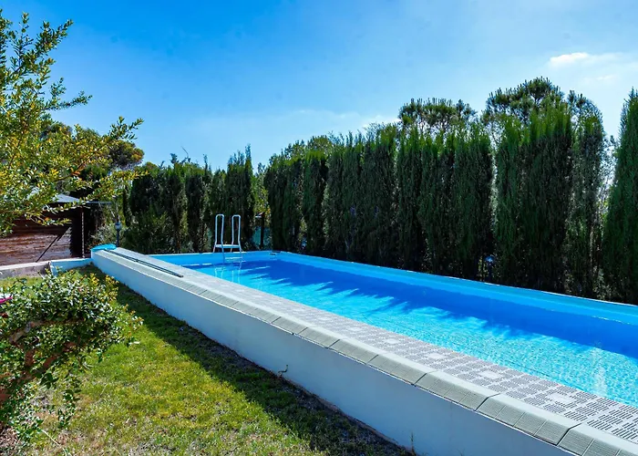 Mirta- Privata Con Giardino E Piscina Villa