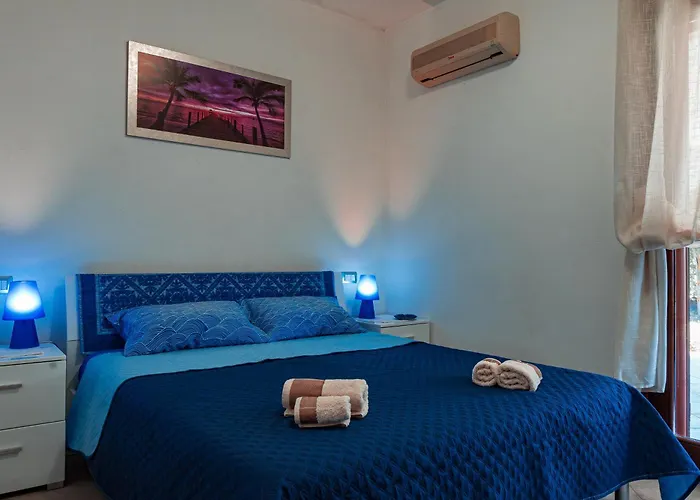 Mirta- Privata Con Giardino E Piscina Villa