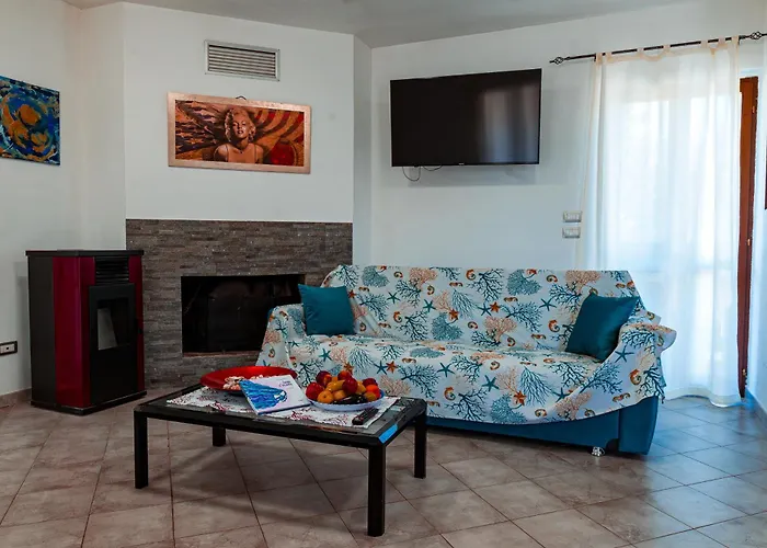 Mirta- Privata Con Giardino E Piscina Alghero