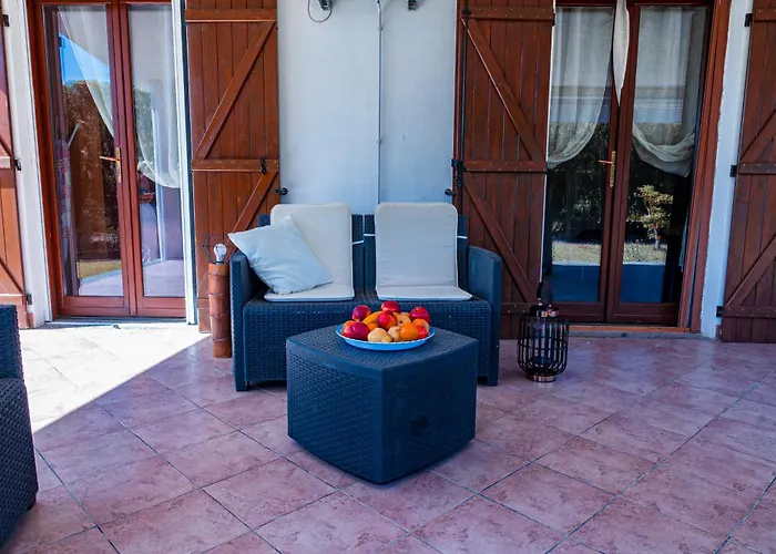 Mirta- Privata Con Giardino E Piscina Alghero